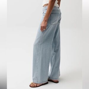 Pistola Jadyn Low Slung Palazzo Jean Size 25 Lightweight, breezy denim. Like New